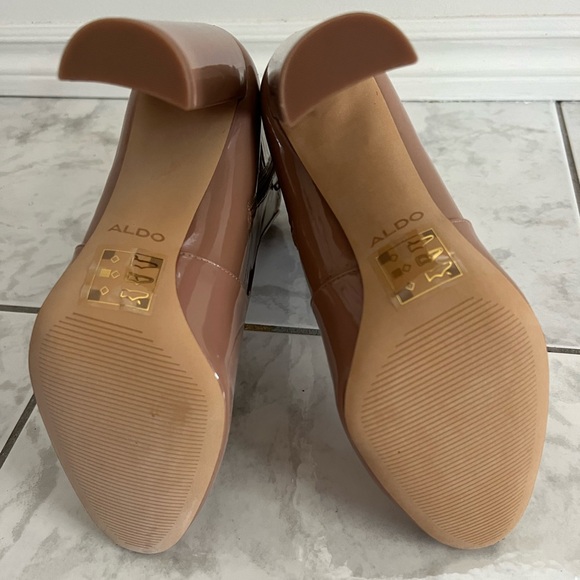 NWT nude patent ankle boots booties with block heel - Picture 5 of 5